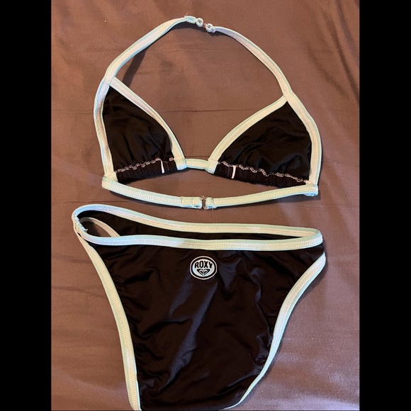 Roxy bikini - Picture 2 of 3